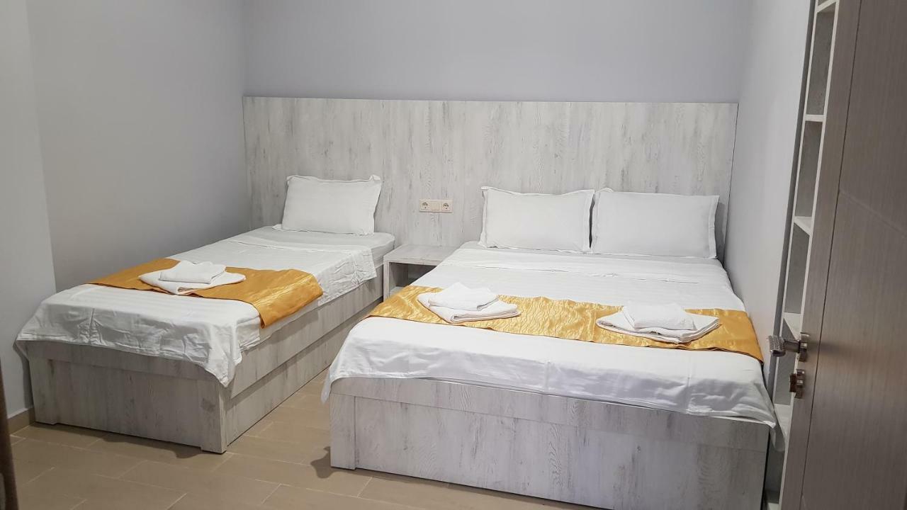 Nakashidze'S Apartments バトゥーミ エクステリア 写真