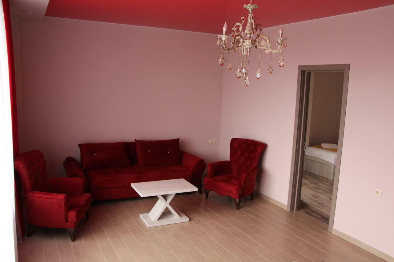 Nakashidze'S Apartments バトゥーミ エクステリア 写真