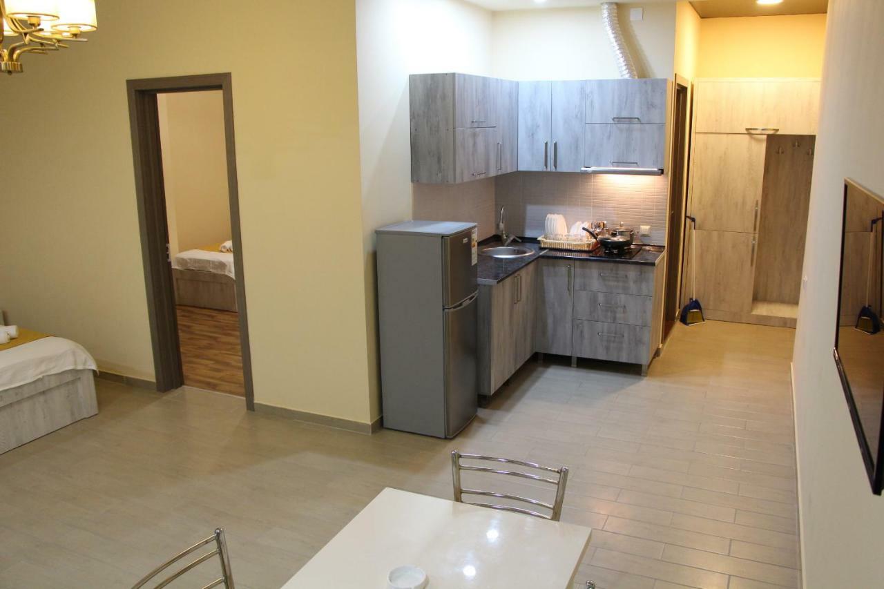Nakashidze'S Apartments バトゥーミ エクステリア 写真