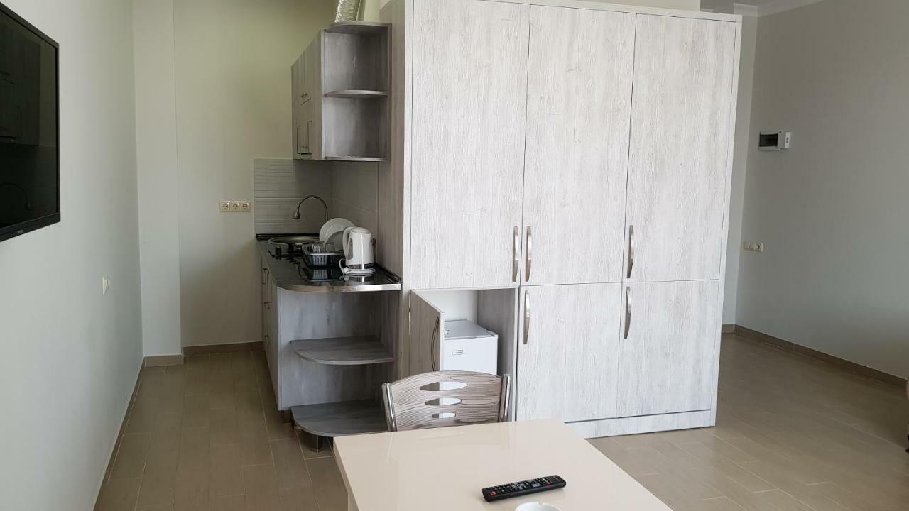 Nakashidze'S Apartments バトゥーミ エクステリア 写真